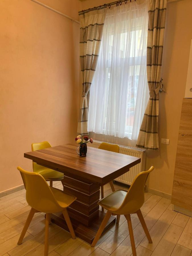 Select City Center Apartments Брашов Экстерьер фото