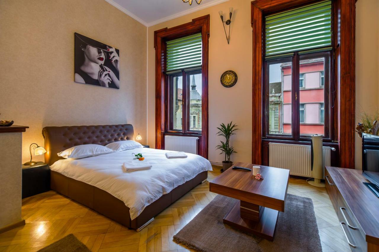 Select City Center Apartments Брашов Экстерьер фото