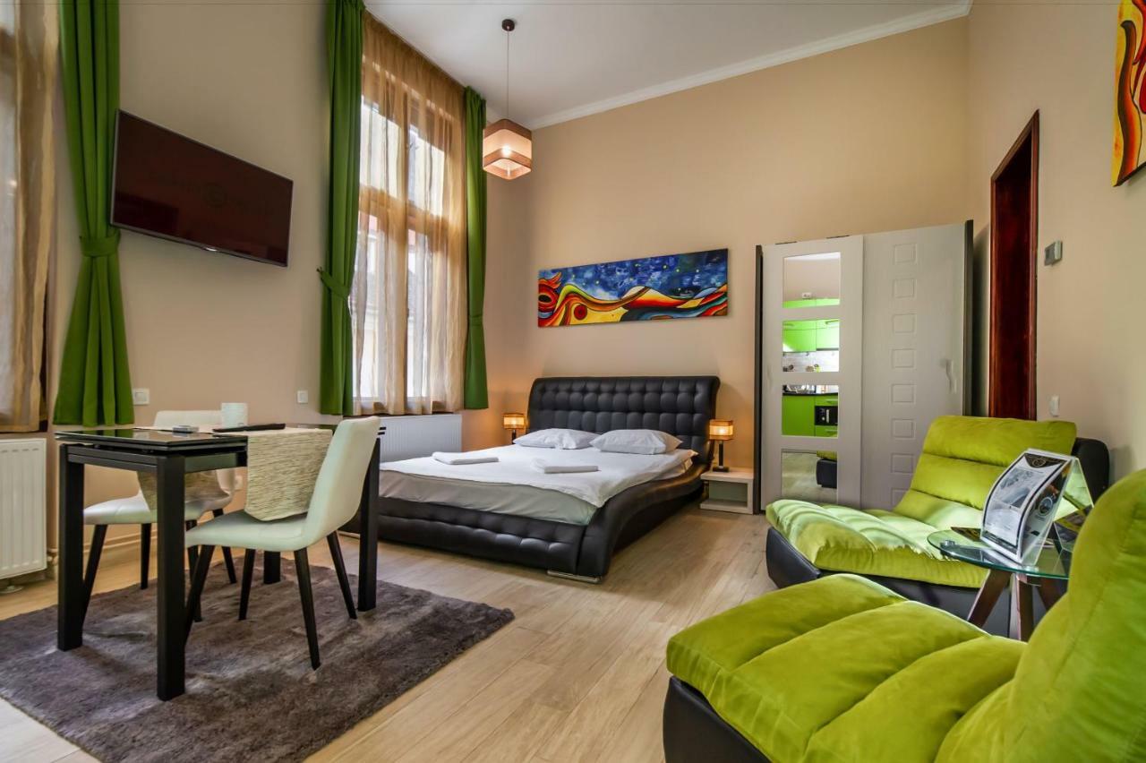 Select City Center Apartments Брашов Экстерьер фото