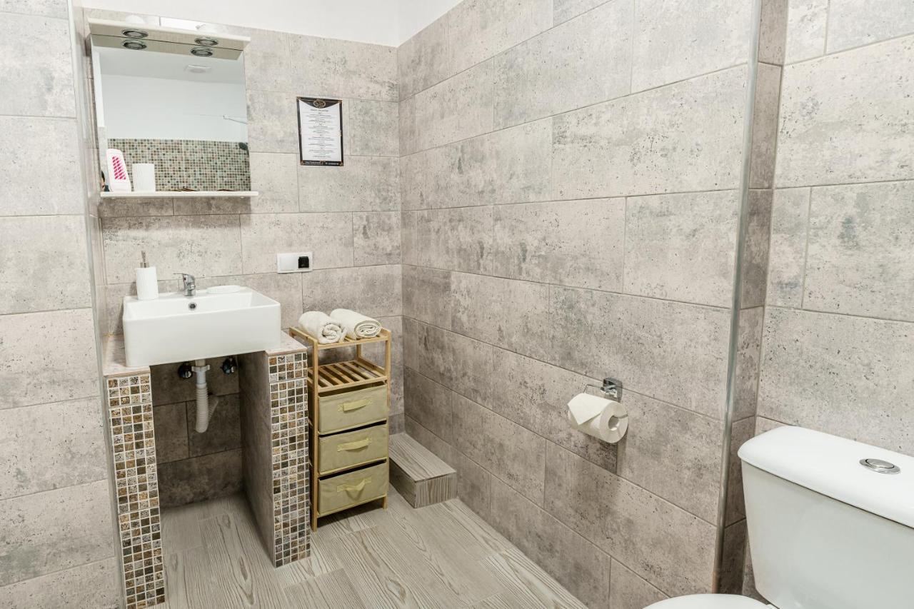 Select City Center Apartments Брашов Экстерьер фото