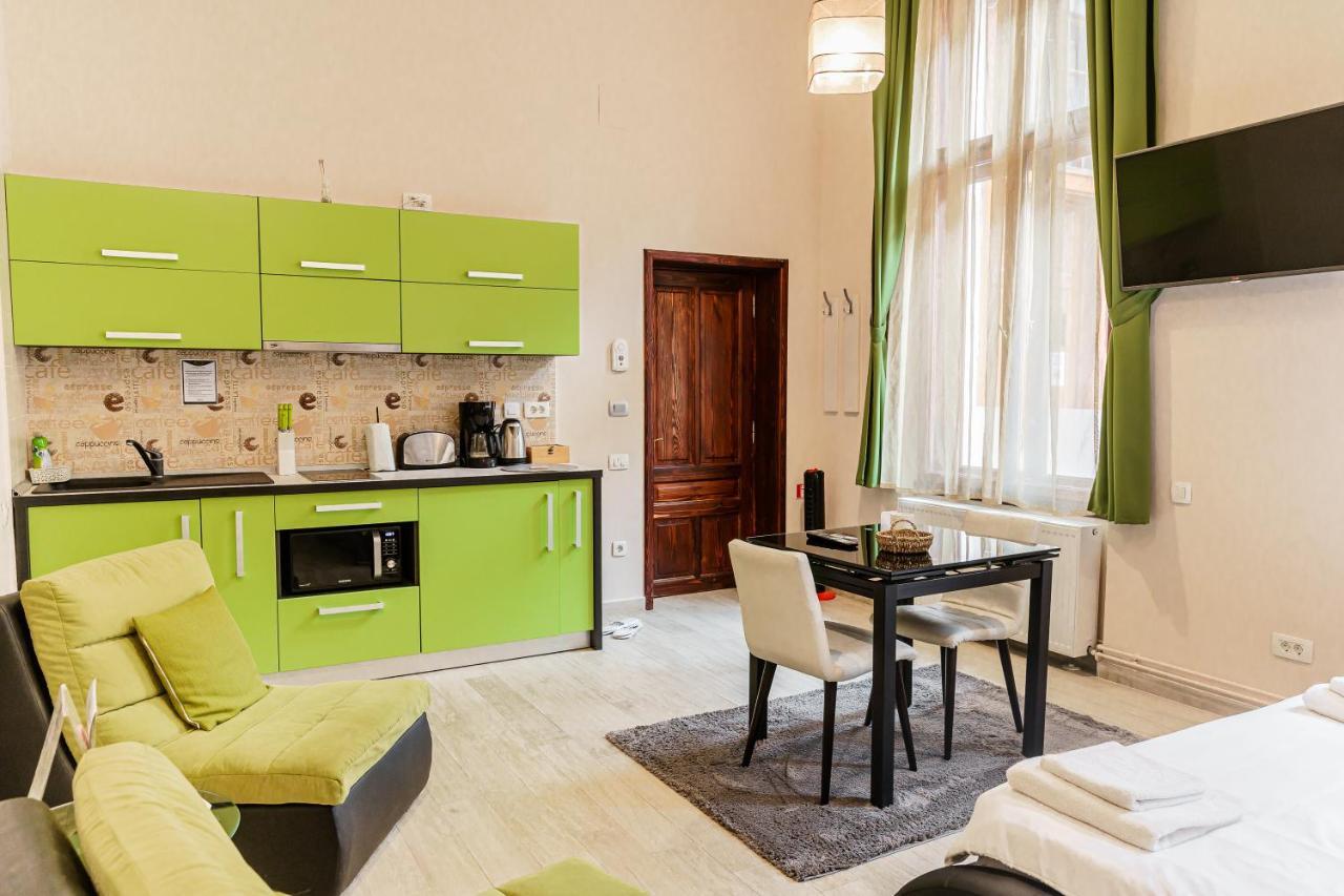 Select City Center Apartments Брашов Экстерьер фото